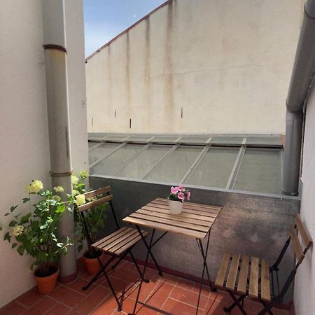 Se Centrico Con Terraza Apartman Terrassa Kültér fotó