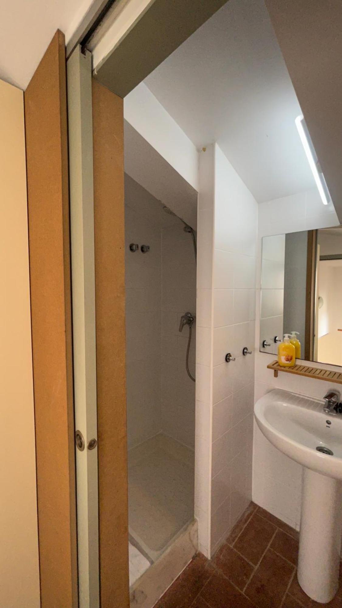 Se Centrico Con Terraza Apartman Terrassa Kültér fotó